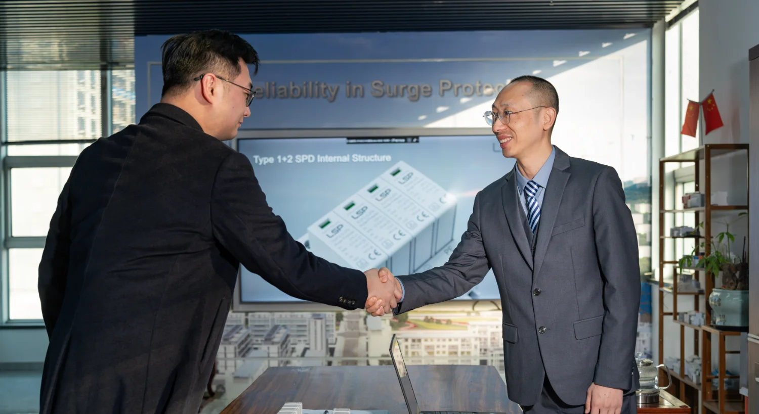 Produsent av overspenningsvern SPD Kundem&oslash;te